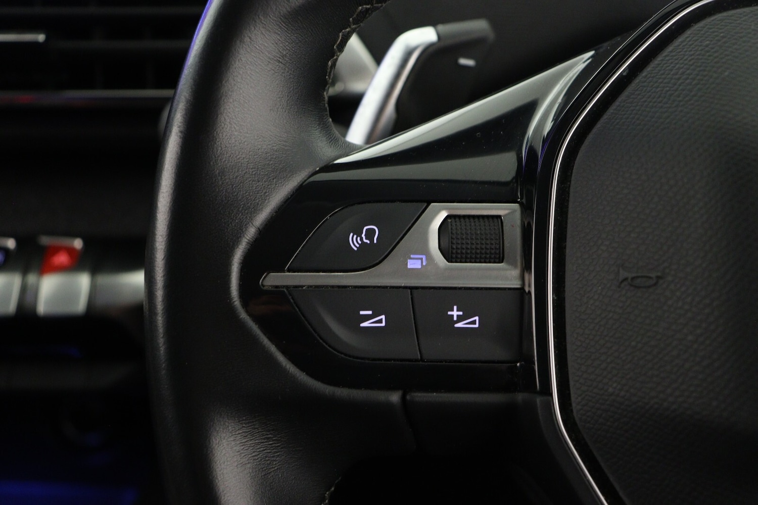 Used Peugeot 3008 2019 for sale - 77673912: Photo 25