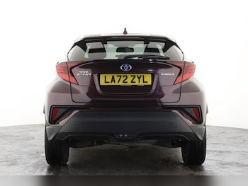 Used Toyota C-HR 2023 for sale - 78000242: Photo