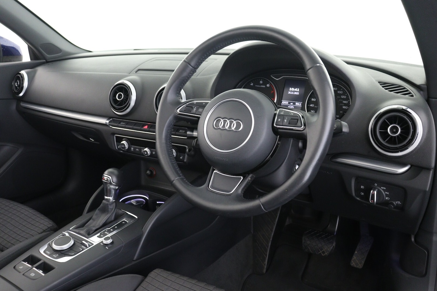 Used Audi A3 2015 for sale - 76709527: Photo 14