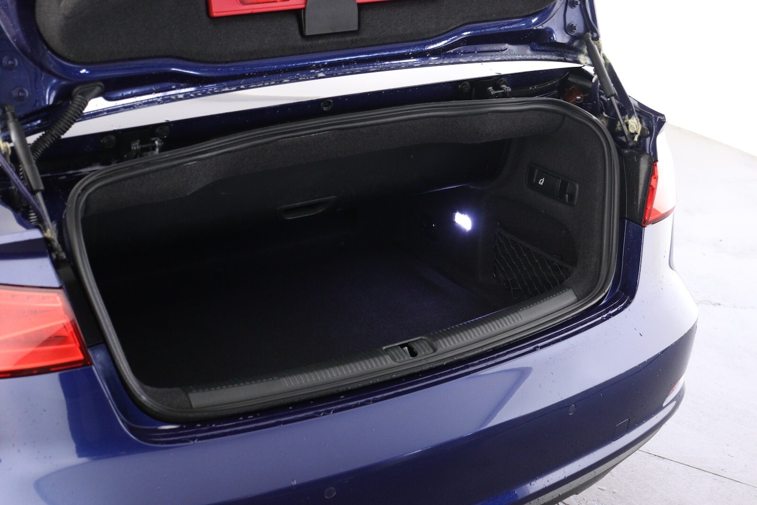 Used Audi A3 2015 for sale - 76709527: Photo 9