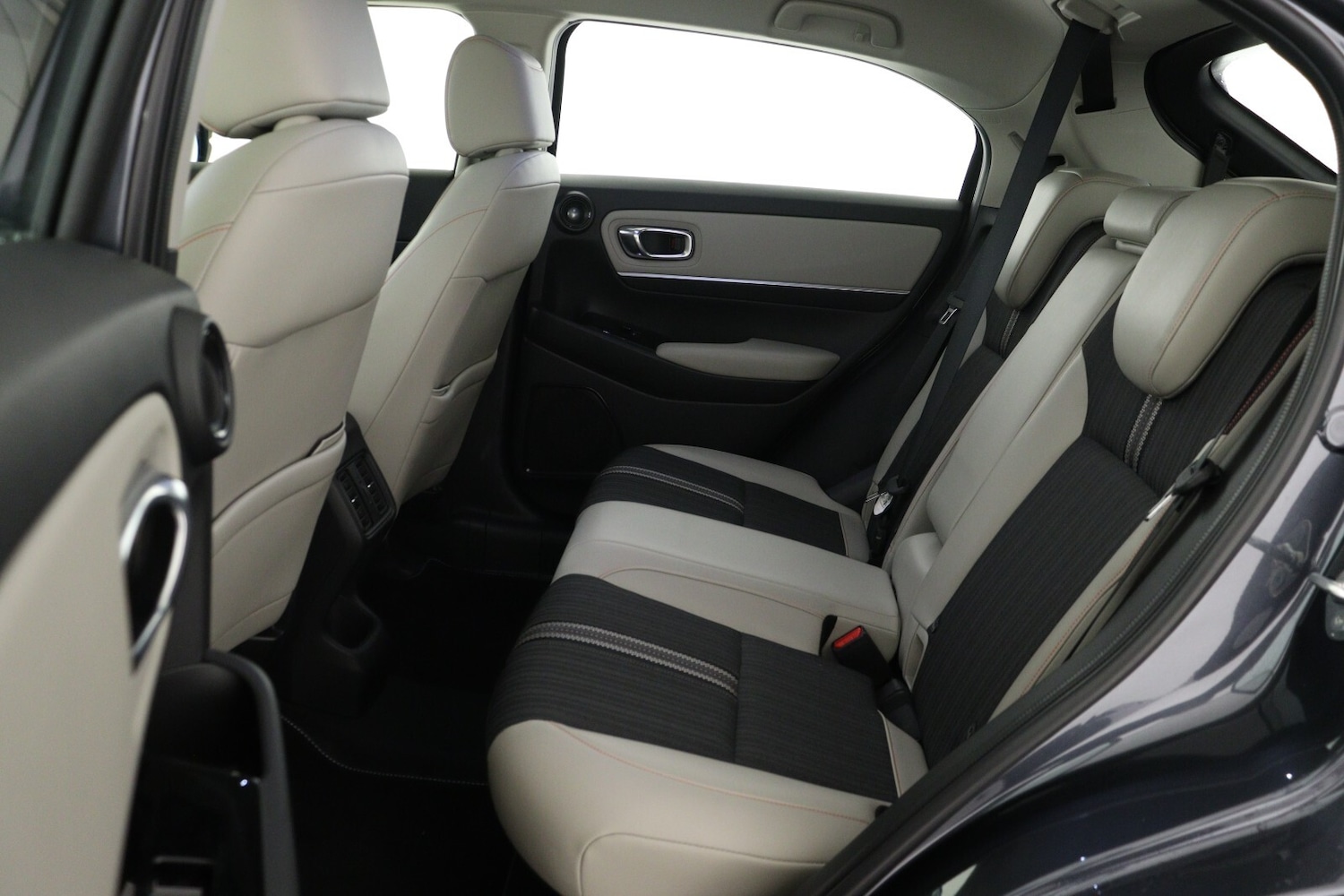 Used Honda HR-V 2022 for sale - 76869702: Photo 13