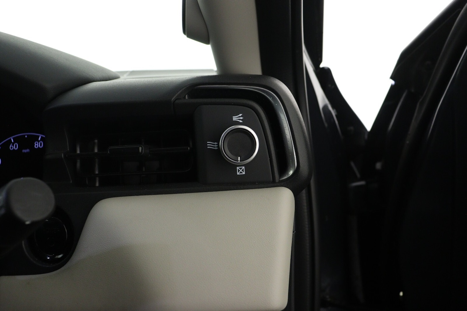 Used Honda HR-V 2022 for sale - 76869702: Photo 25