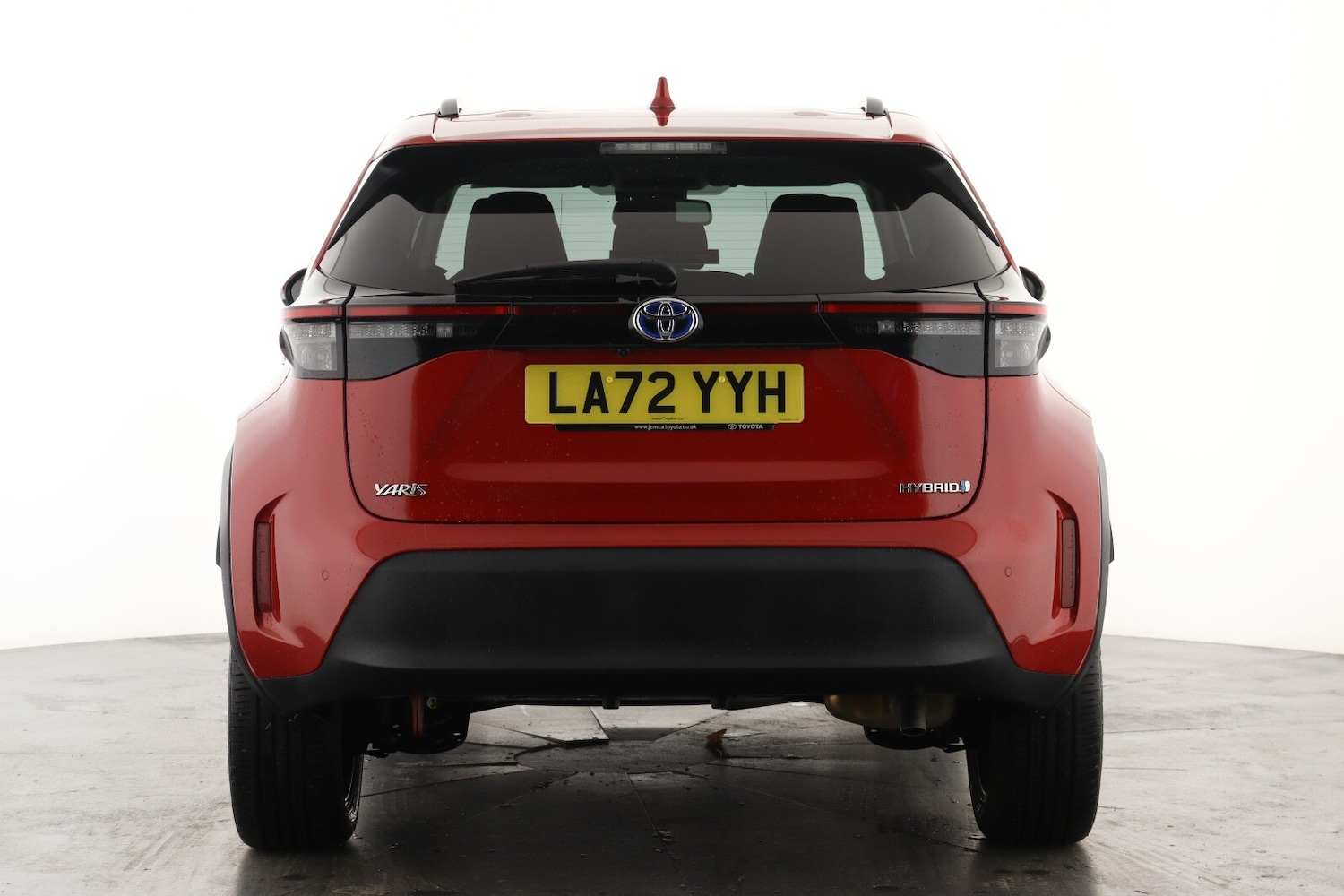 Used Toyota Yaris Cross 2023 for sale - 76873243: Photo 2