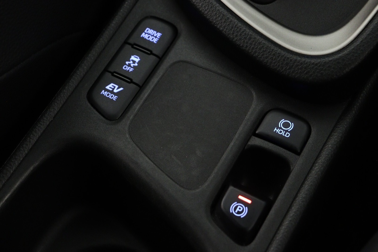 Used Toyota Yaris Cross 2023 for sale - 76873243: Photo 24