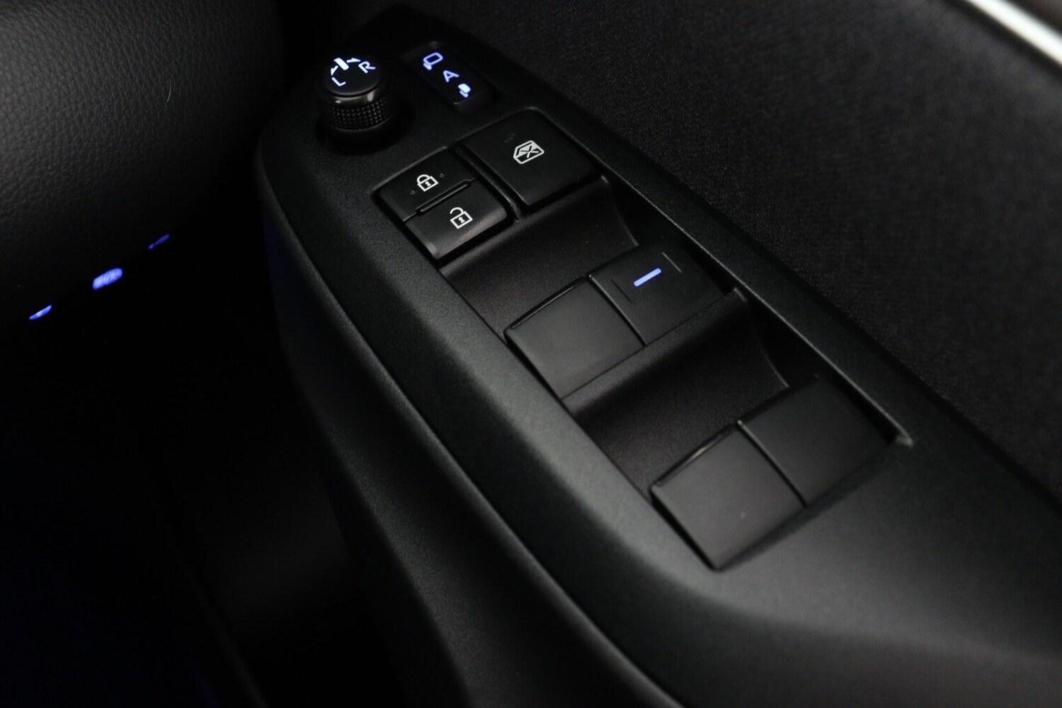 Used Toyota Yaris Cross 2023 for sale - 76873243: Photo 27