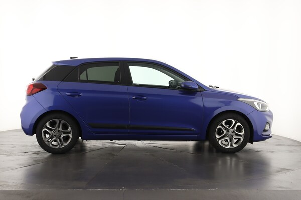 Used Hyundai i20 2018 for sale - 76217275: Photo 4