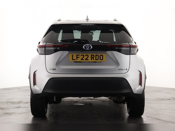 Used Toyota Yaris Cross 2022 for sale - 75763400: Photo