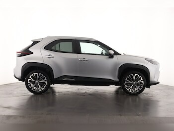 Used Toyota Yaris Cross 2022 for sale - 75763400: Photo