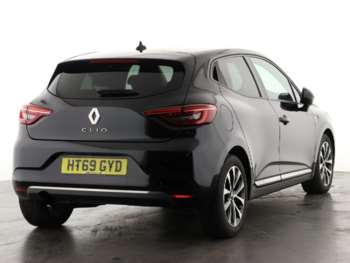 Used Renault Clio 2019 for sale - 74831112: Photo