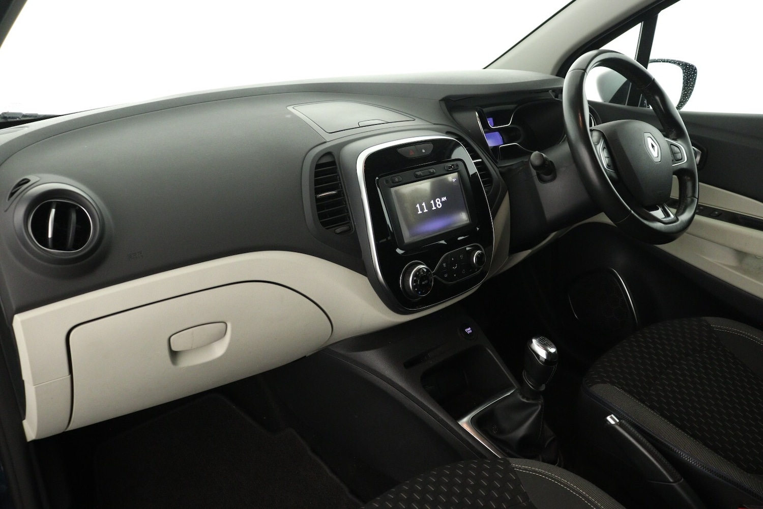 Used Renault Captur 2017 for sale - 76191168: Photo 11