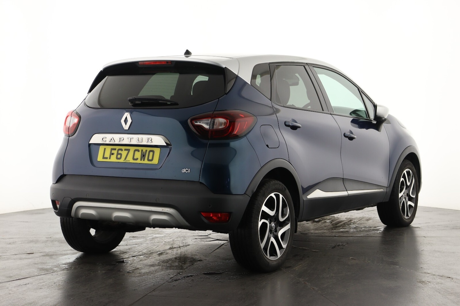Used Renault Captur 2017 for sale - 76191168: Photo 3