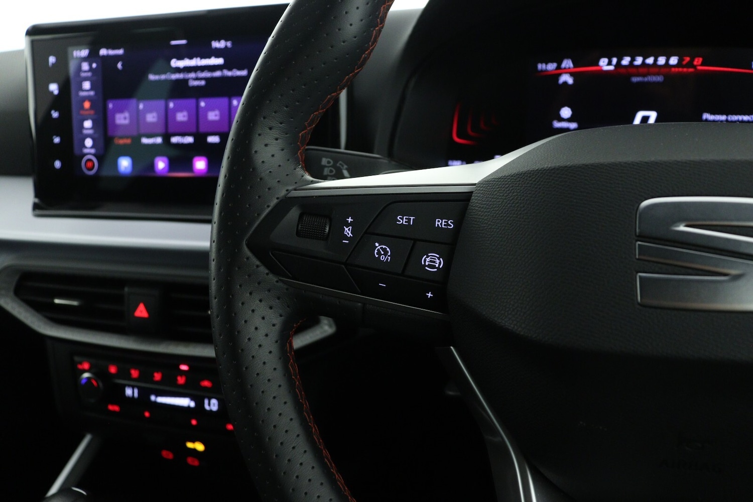 Used SEAT Arona 2023 for sale - 76871910: Photo 18