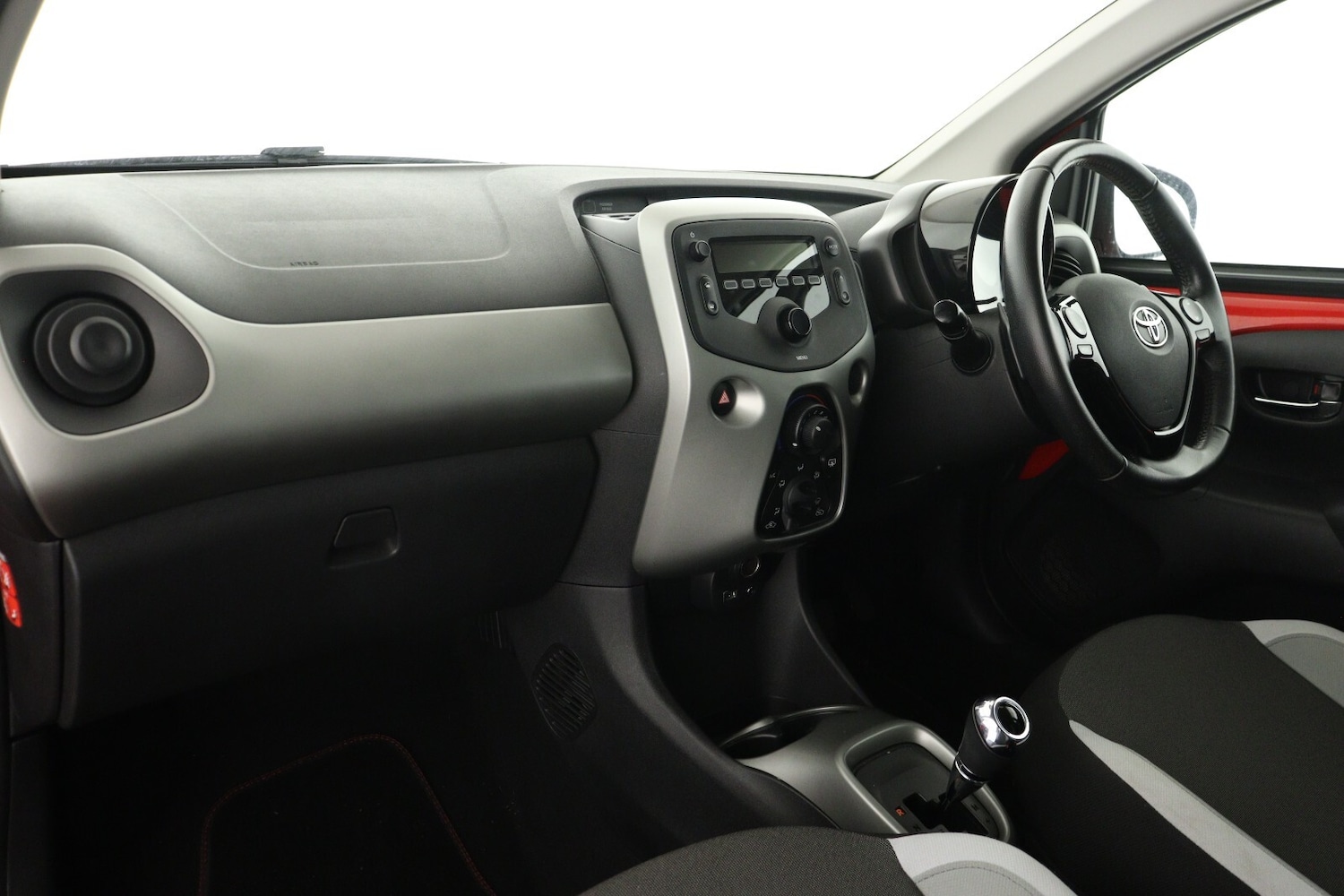 Used Toyota AYGO 2017 for sale - 76874699: Photo 11