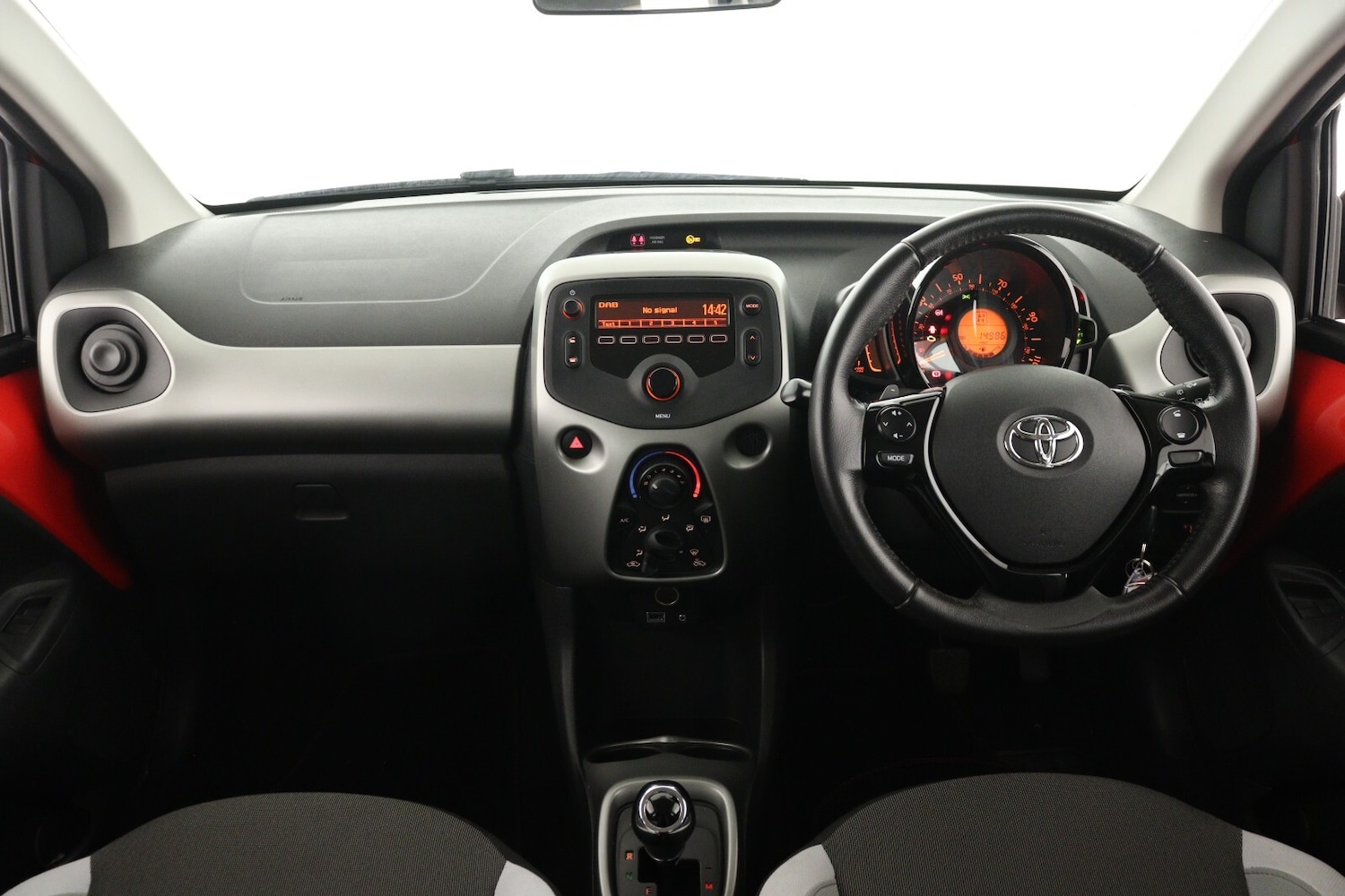 Used Toyota AYGO 2017 for sale - 76874699: Photo 14