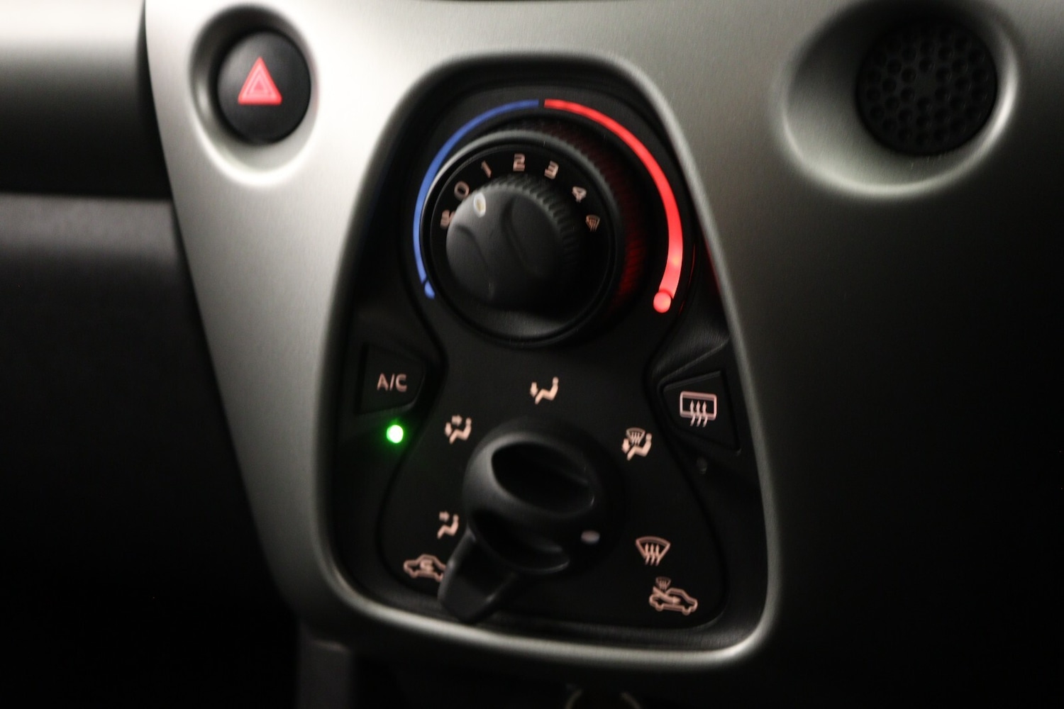 Used Toyota AYGO 2017 for sale - 76874699: Photo 17