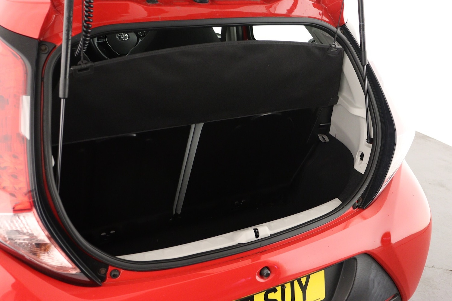 Used Toyota AYGO 2017 for sale - 76874699: Photo 9