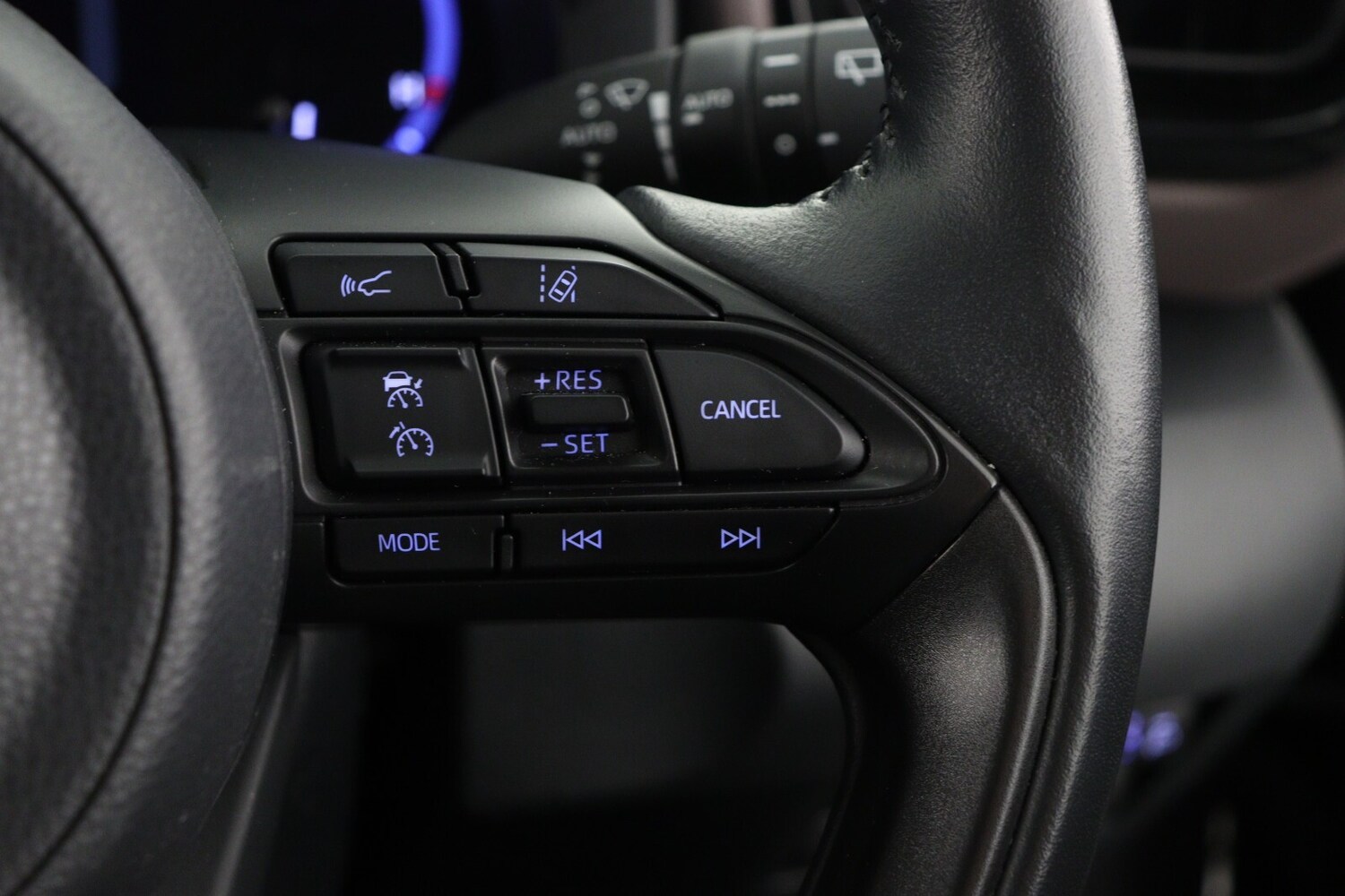 Used Toyota Yaris Cross 2023 for sale - 77627597: Photo 24