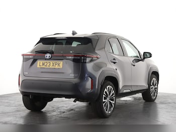 Used Toyota Yaris Cross 2023 for sale - 77627597: Photo