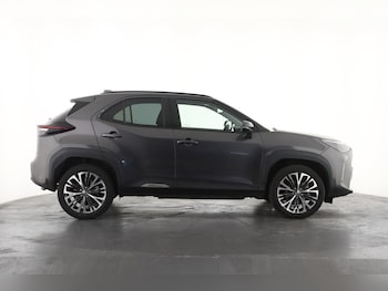 Used Toyota Yaris Cross 2023 for sale - 77627597: Photo