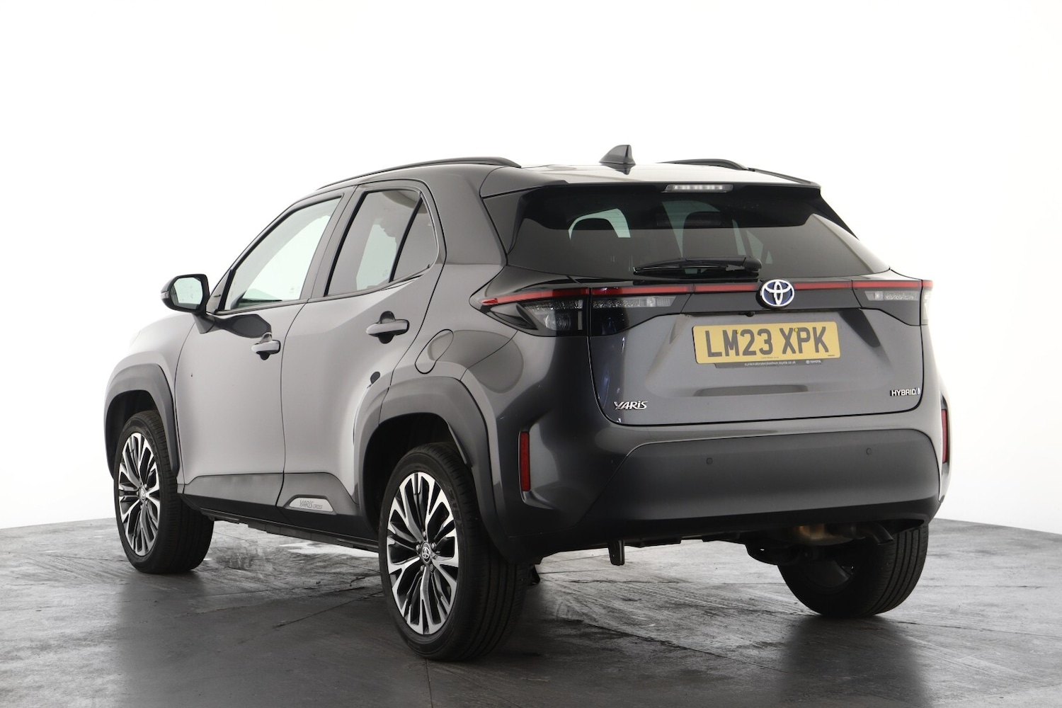 Used Toyota Yaris Cross 2023 for sale - 77627597: Photo 8