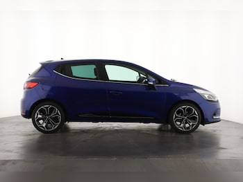 Used Renault Clio 2019 for sale - 76533766: Photo
