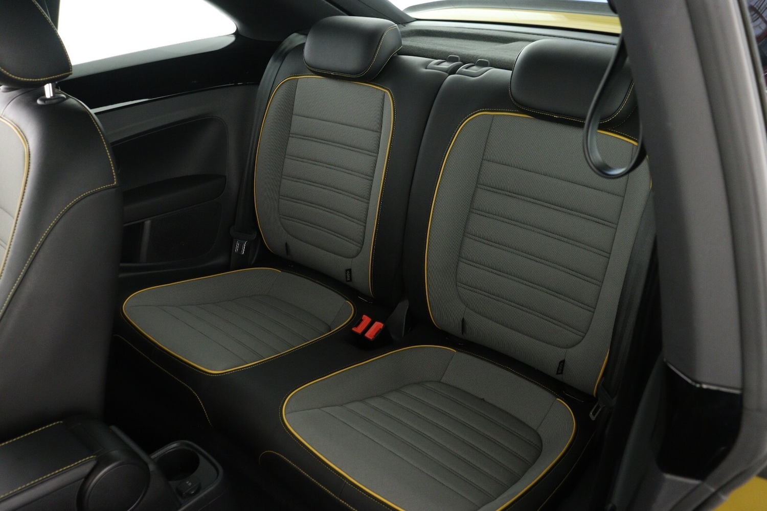 Used Volkswagen Beetle 2016 for sale - 76117028: Photo 11