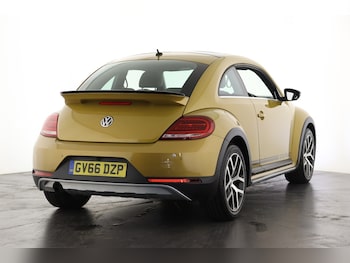 Used Volkswagen Beetle 2016 for sale - 76117028: Photo 3