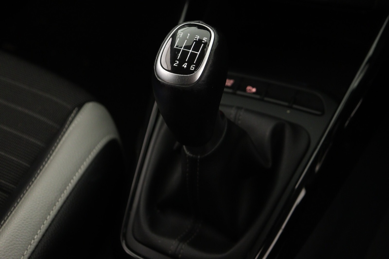 Used Kia Stonic 2022 for sale - 77600416: Photo 21