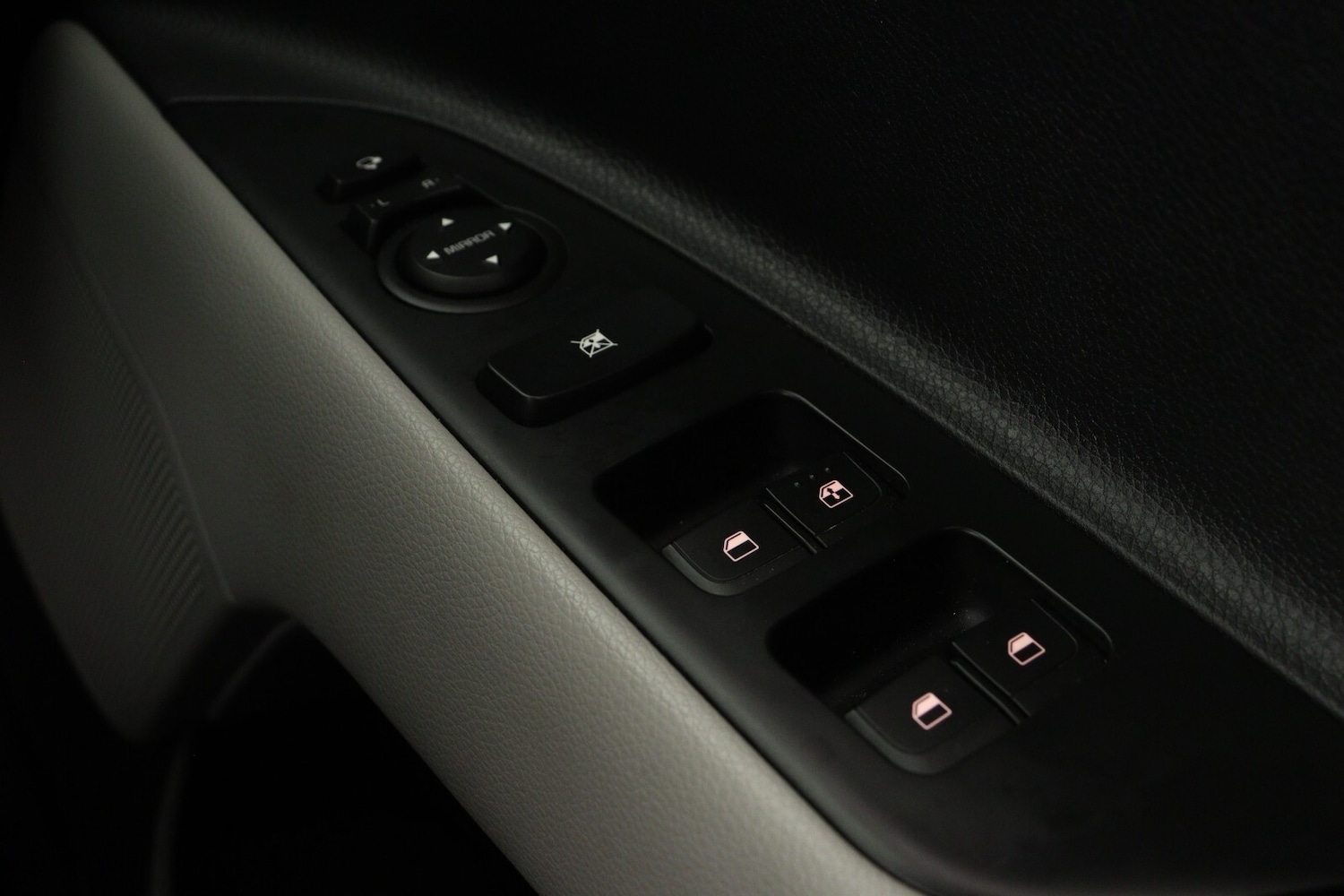 Used Kia Stonic 2022 for sale - 77600416: Photo 25