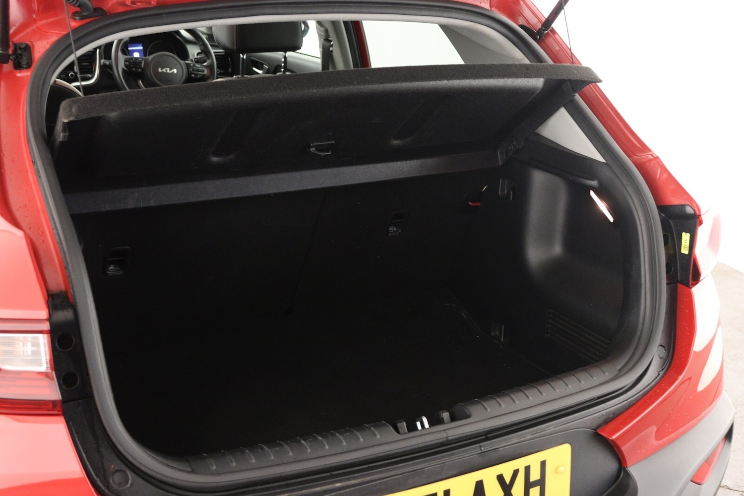 Used Kia Stonic 2022 for sale - 77600416: Photo 9