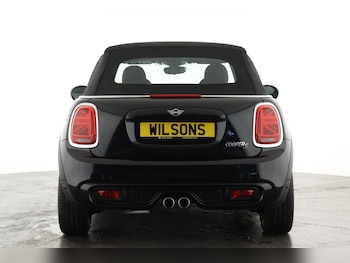 Used MINI Convertible 2018 for sale - 75526824: Photo