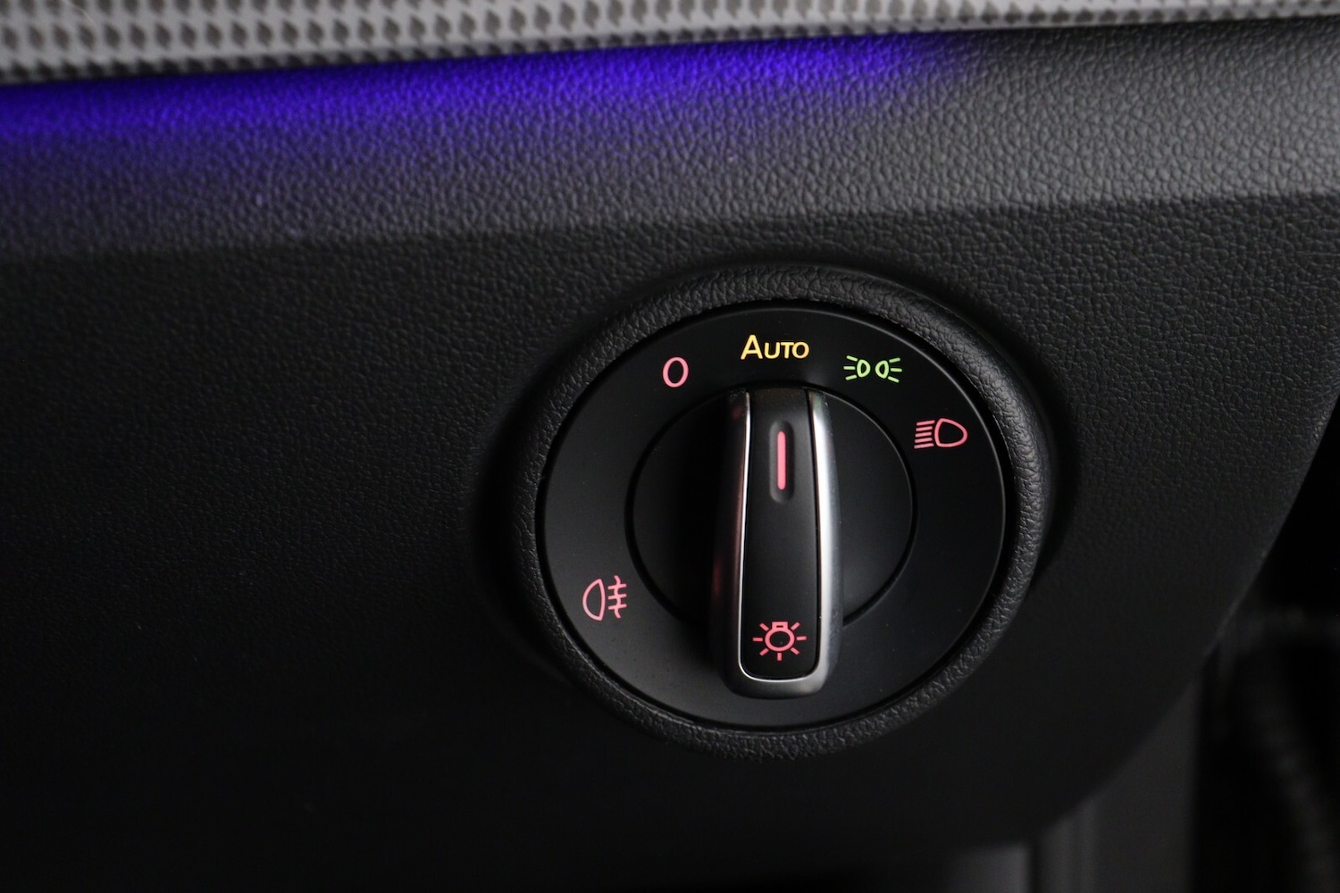 Used Volkswagen up! 2018 for sale - 76873952: Photo 25