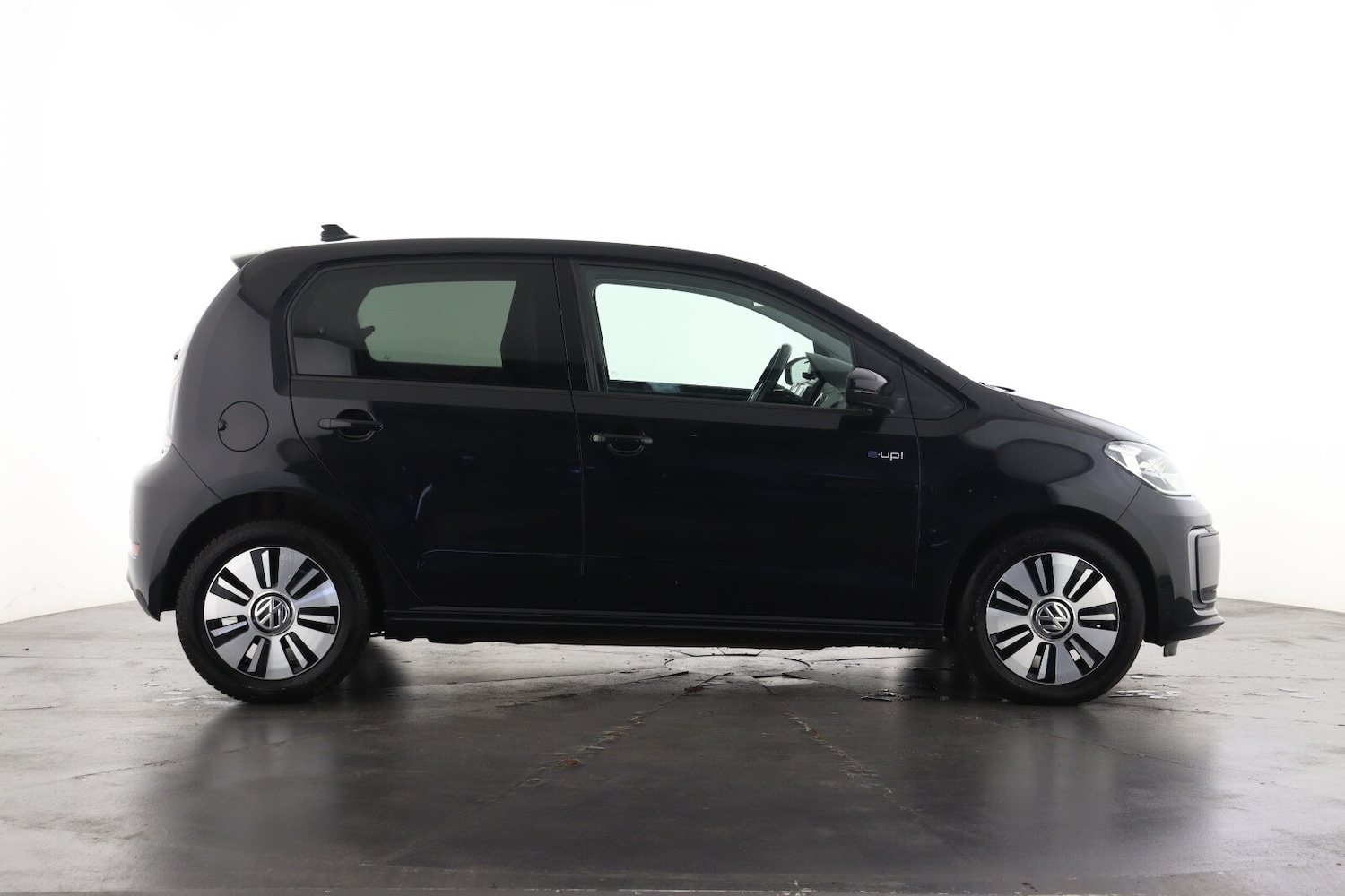 Used Volkswagen up! 2018 for sale - 76873952: Photo 4