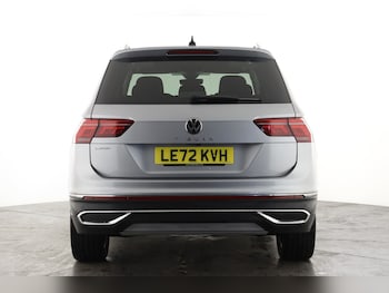 Used Volkswagen Tiguan Allspace 2023 for sale - 77256406: Photo