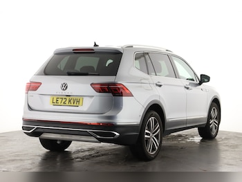 Used Volkswagen Tiguan Allspace 2023 for sale - 77256406: Photo