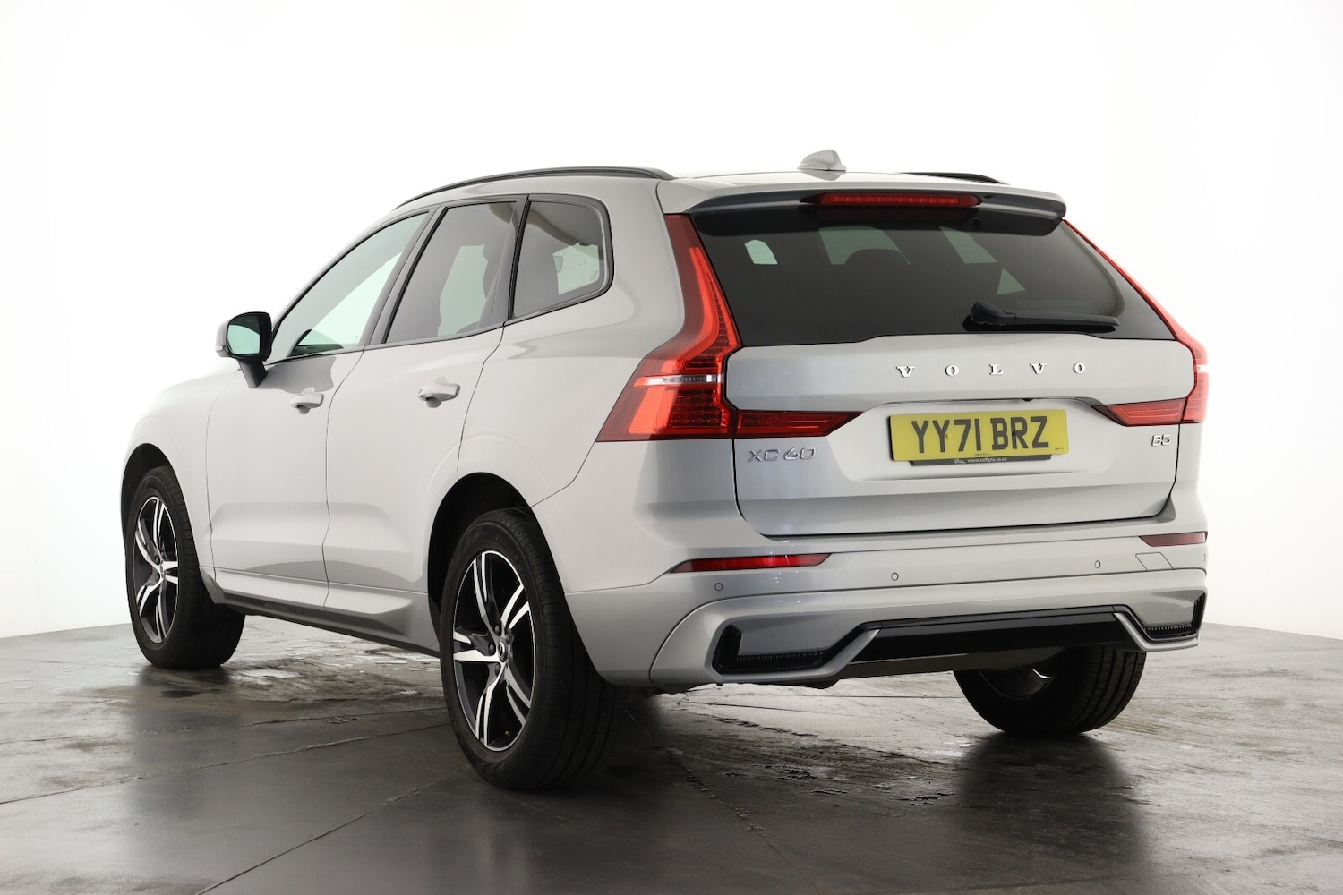 Used Volvo XC60 2021 for sale - 77115996: Photo 8
