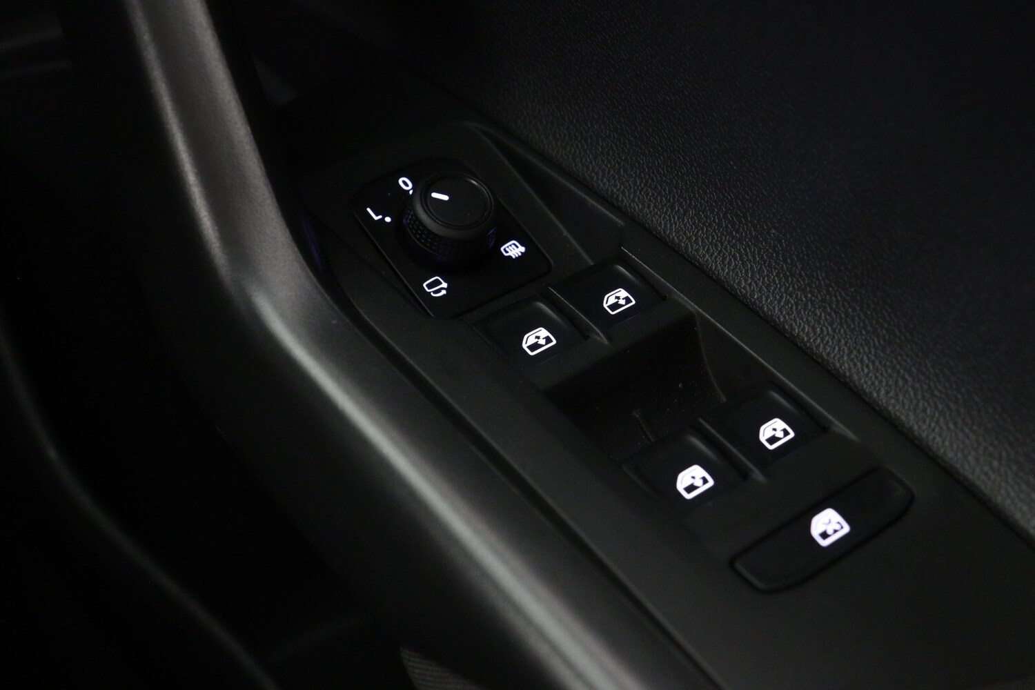 Used Volkswagen Polo 2024 for sale - 76640272: Photo 24