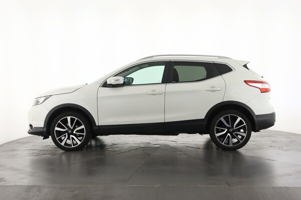Used Nissan Qashqai 2017 for sale - 75763512: Photo 7