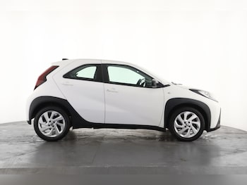 Used Toyota Aygo X 2022 for sale - 77740045: Photo