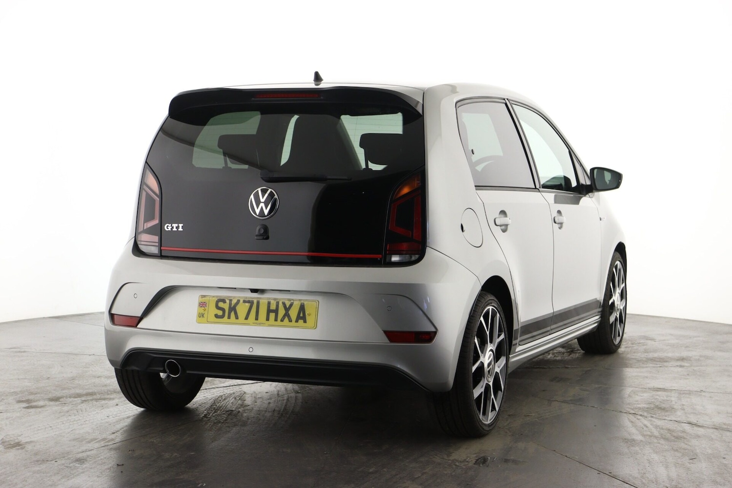 Used Volkswagen up! 2021 for sale - 76871885: Photo 3
