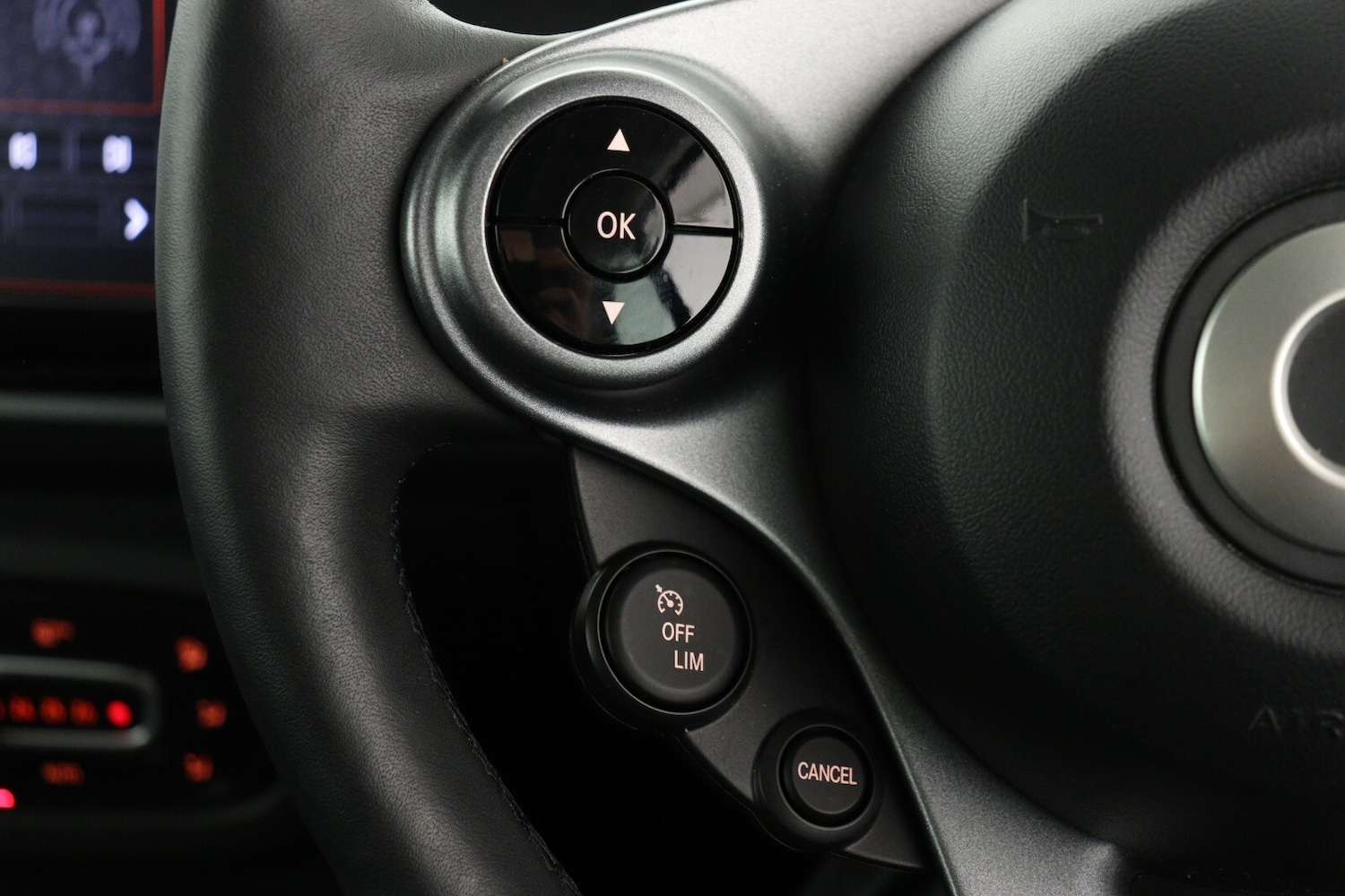 Used smart fortwo 2024 for sale - 76870740: Photo 22