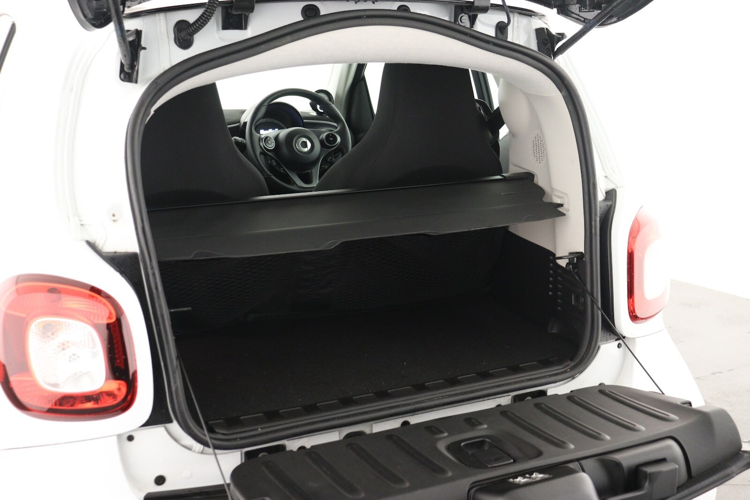 Used smart fortwo 2024 for sale - 76870740: Photo 9