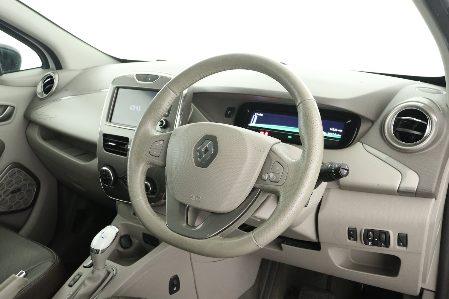 Used Renault Zoe 2017 for sale - 76183967: Photo 14