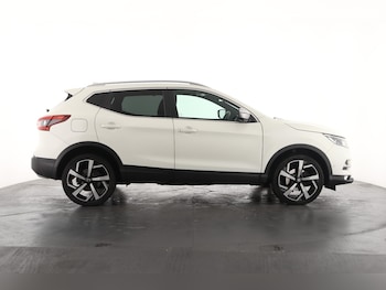 Used Nissan Qashqai 2018 for sale - 75843616: Photo