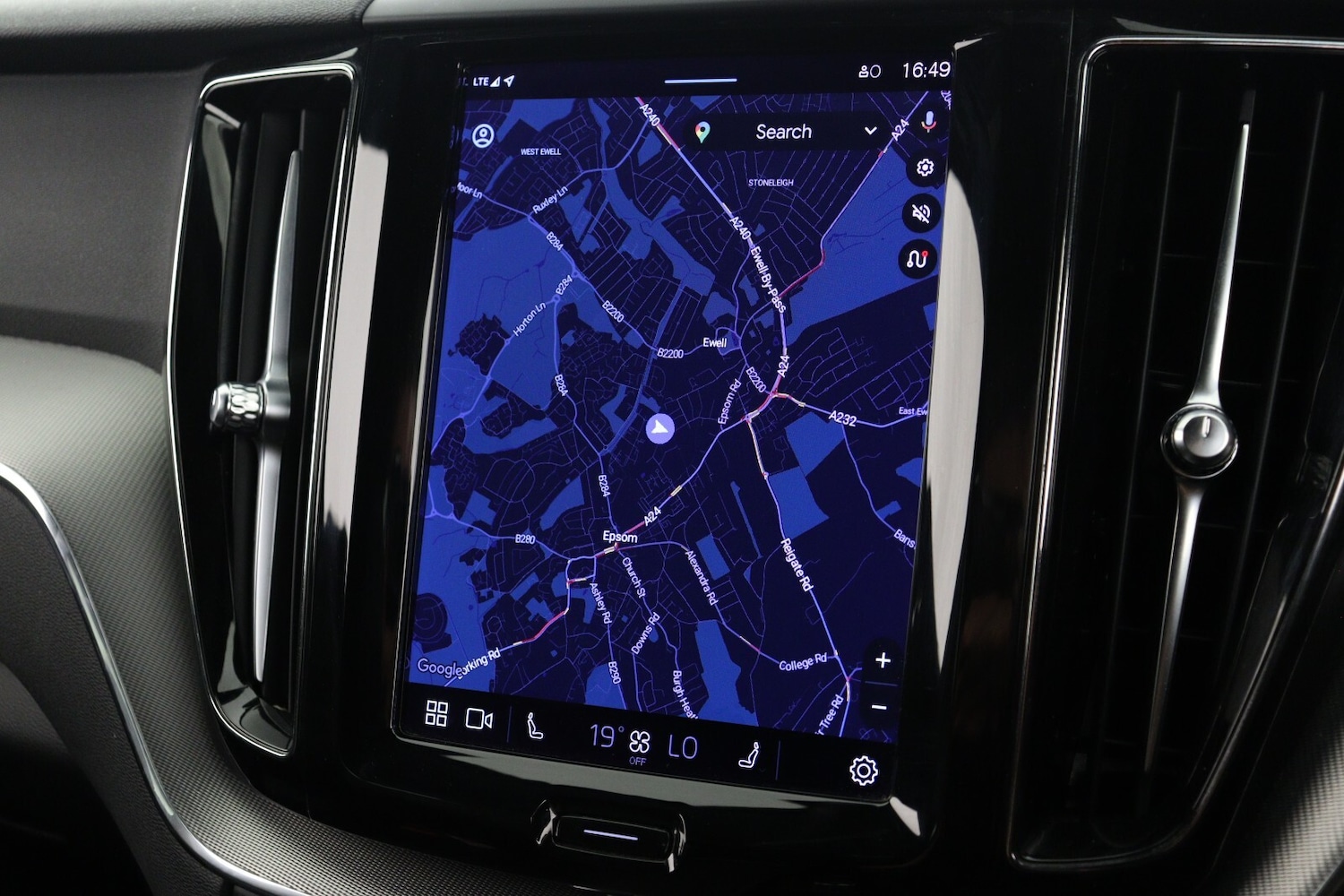 Used Volvo XC60 2021 for sale - 76869697: Photo 19