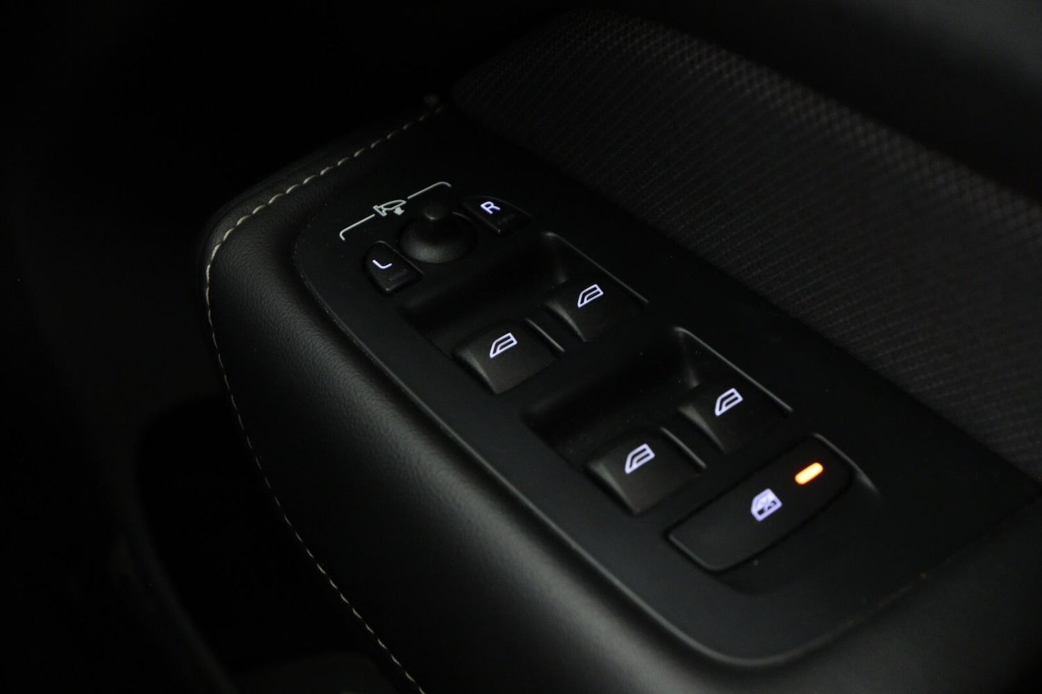 Used Volvo XC60 2021 for sale - 76869697: Photo 28