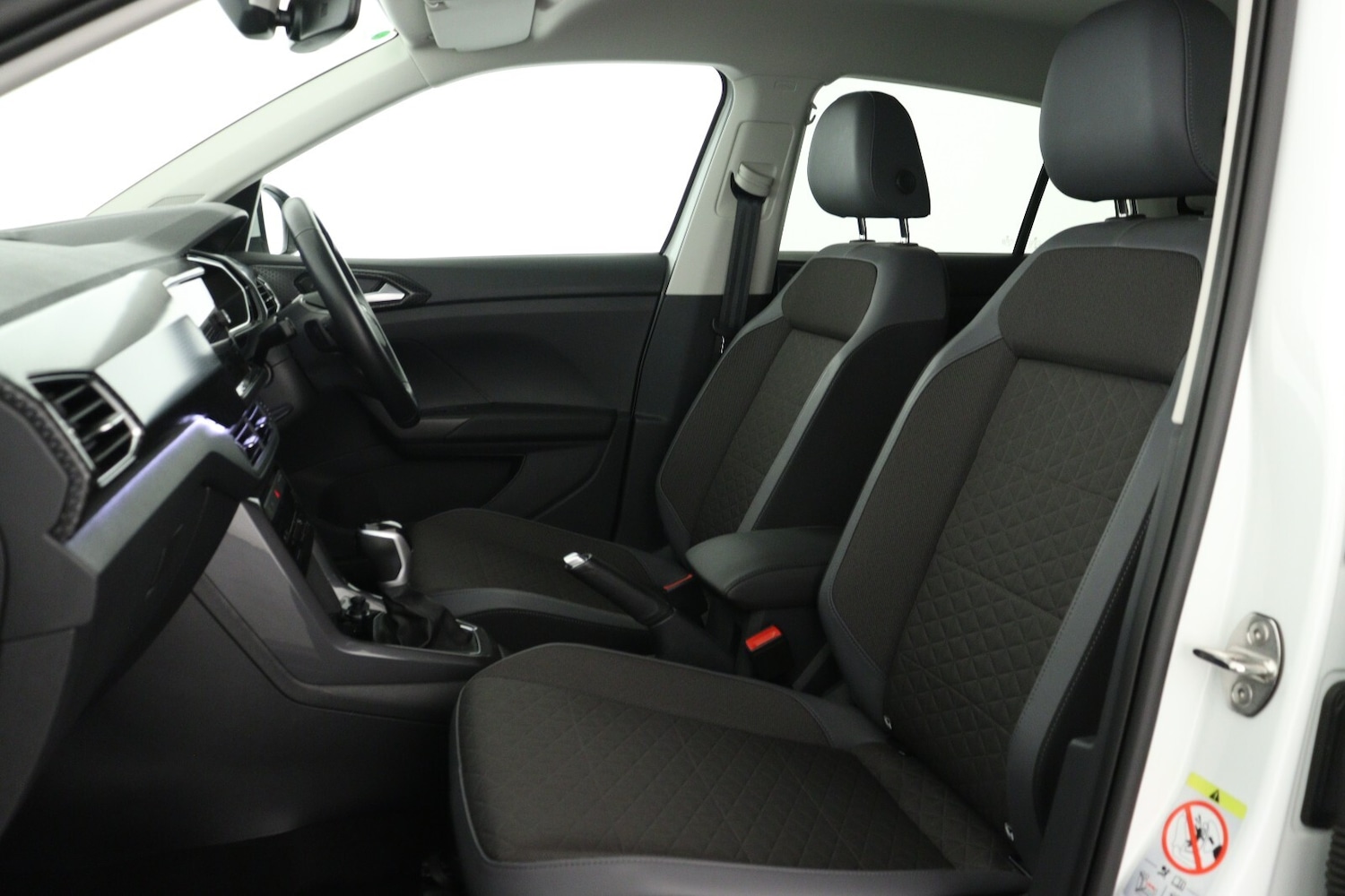 Used Volkswagen T-Cross 2023 for sale - 76390176: Photo 10