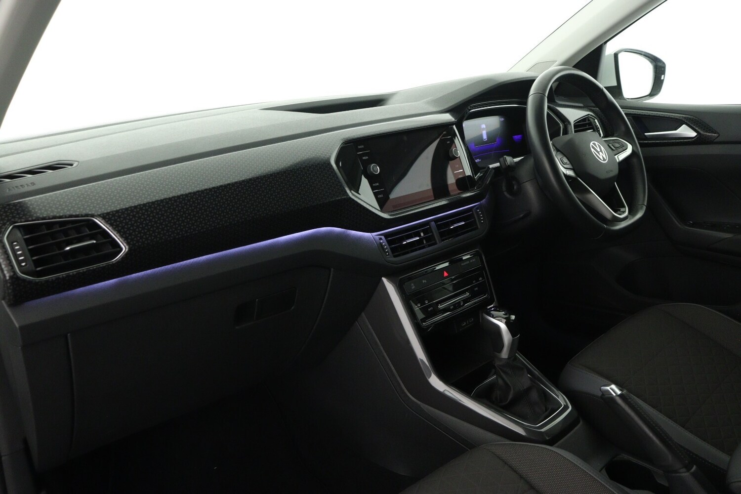 Used Volkswagen T-Cross 2023 for sale - 76390176: Photo 11