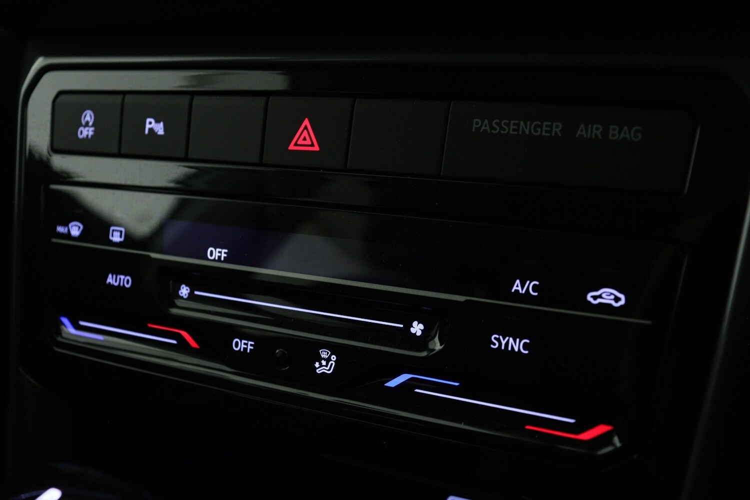 Used Volkswagen T-Cross 2023 for sale - 76390176: Photo 19