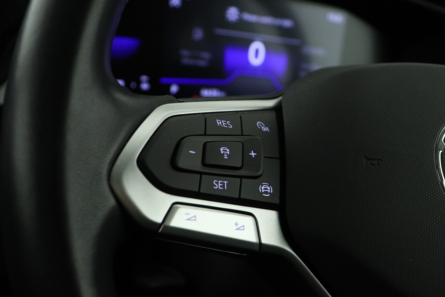 Used Volkswagen T-Cross 2023 for sale - 76390176: Photo 21